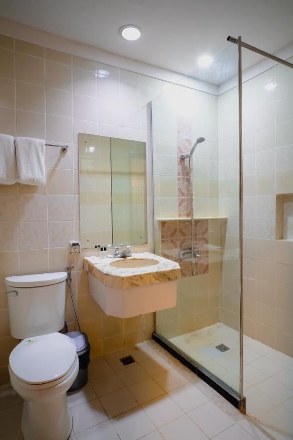 Hotel Valencia Kültér fotó