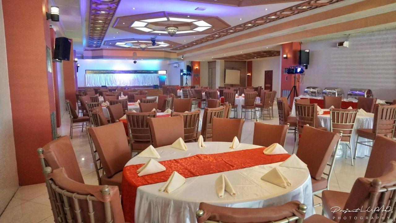 Hotel Valencia Kültér fotó