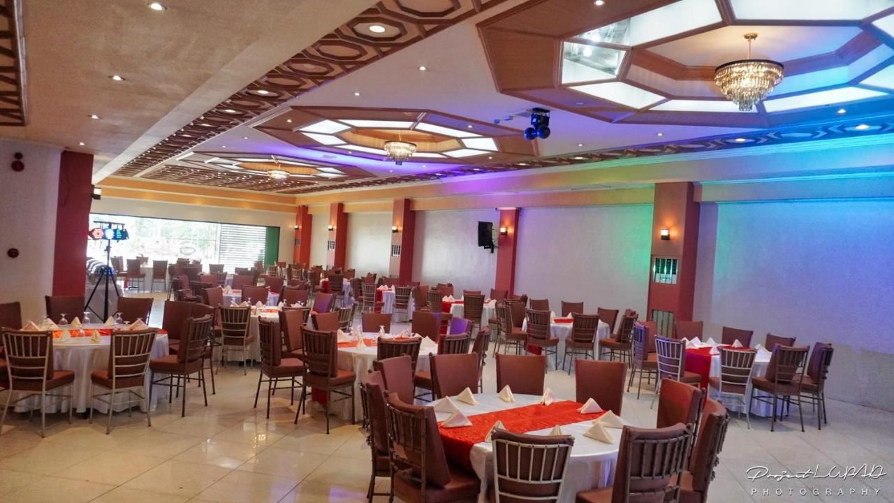 Hotel Valencia Kültér fotó